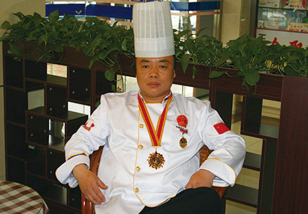 和平饭店厨师图片